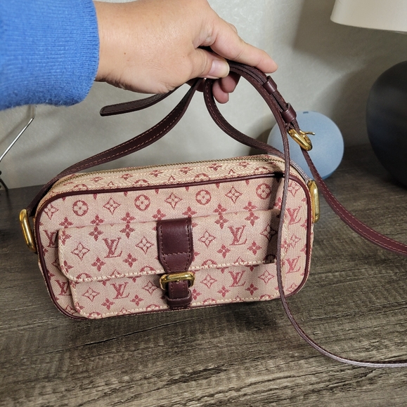 Louis Vuitton Handbags - Louis Vuitton Juliette monogram minilin bag